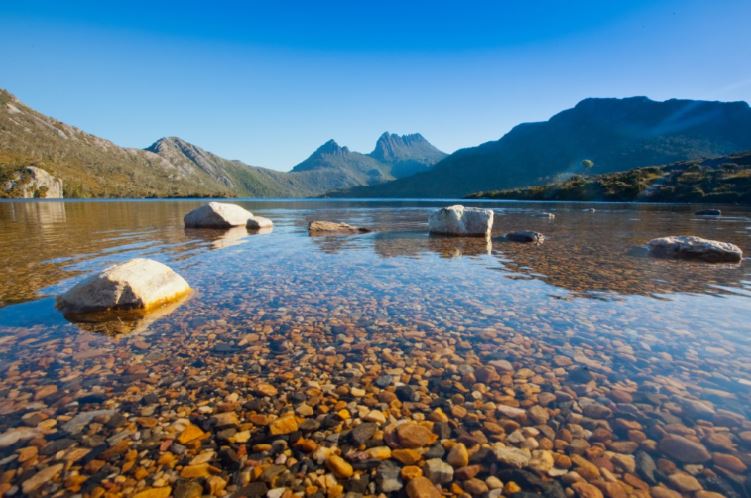Lake Dove and Cradle Mountain, Tasmania, Australia