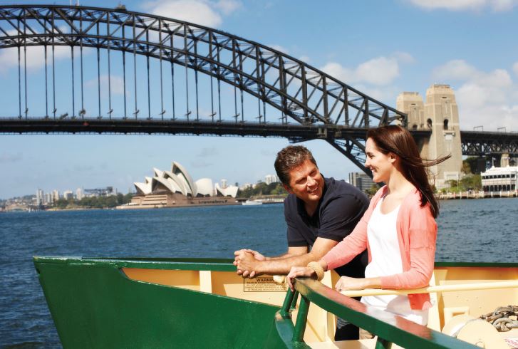 Sydney Harbour Cruise credit Tourism Australia